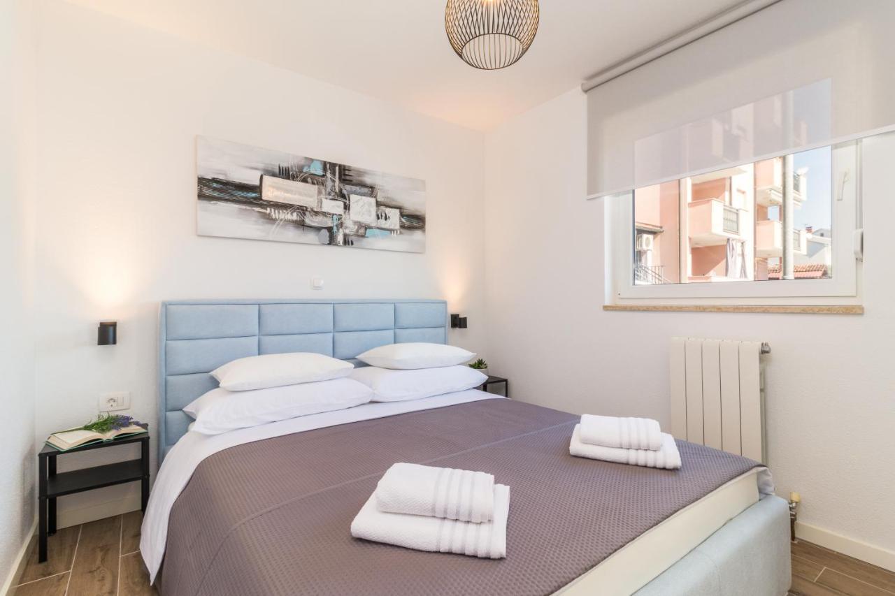 New Apartment Near Sea With 3 Bedrooms And 2 Bathrooms Pula Exterior photo