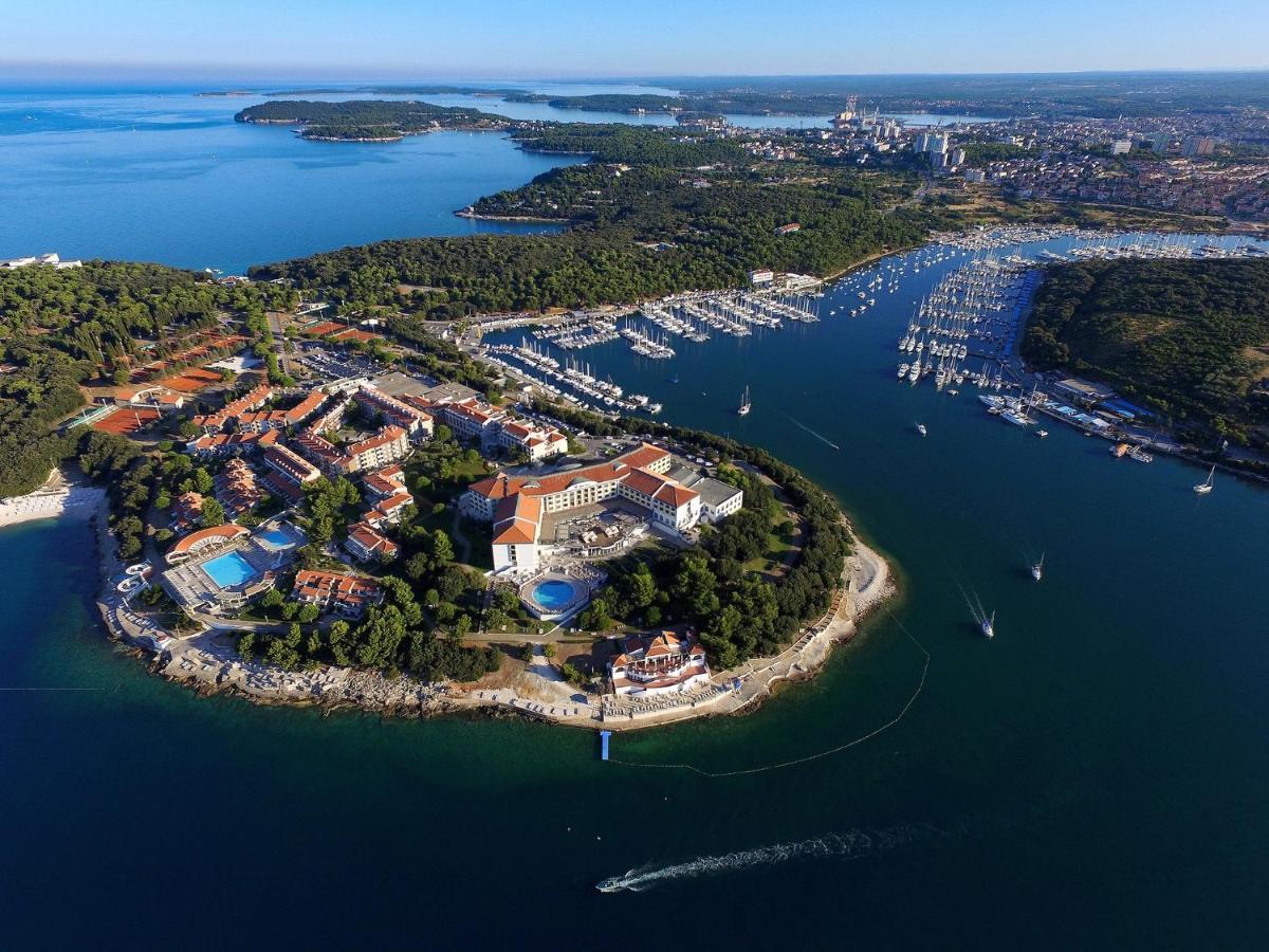 New Apartment Near Sea With 3 Bedrooms And 2 Bathrooms Pula Exterior photo